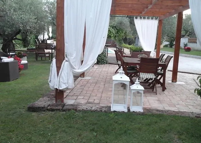 Agriturismo Le Dolci Colline D'abruzzo Vakantieboerderij *